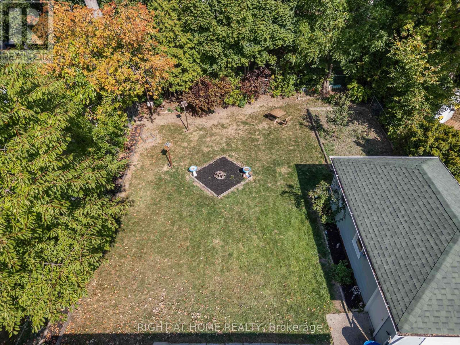 12 Rosalie Avenue N, Toronto, Ontario  M3L 1C5 - Photo 44 - W12942032