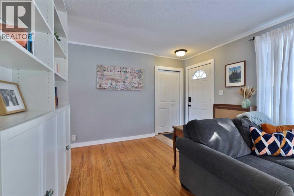 4908 57 Street, Camrose, Alberta  T4V 2E9 - Photo 6 - A2294429