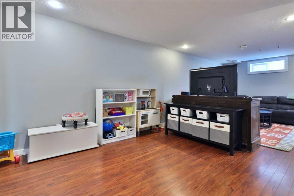 4908 57 Street, Camrose, Alberta  T4V 2E9 - Photo 43 - A2294429