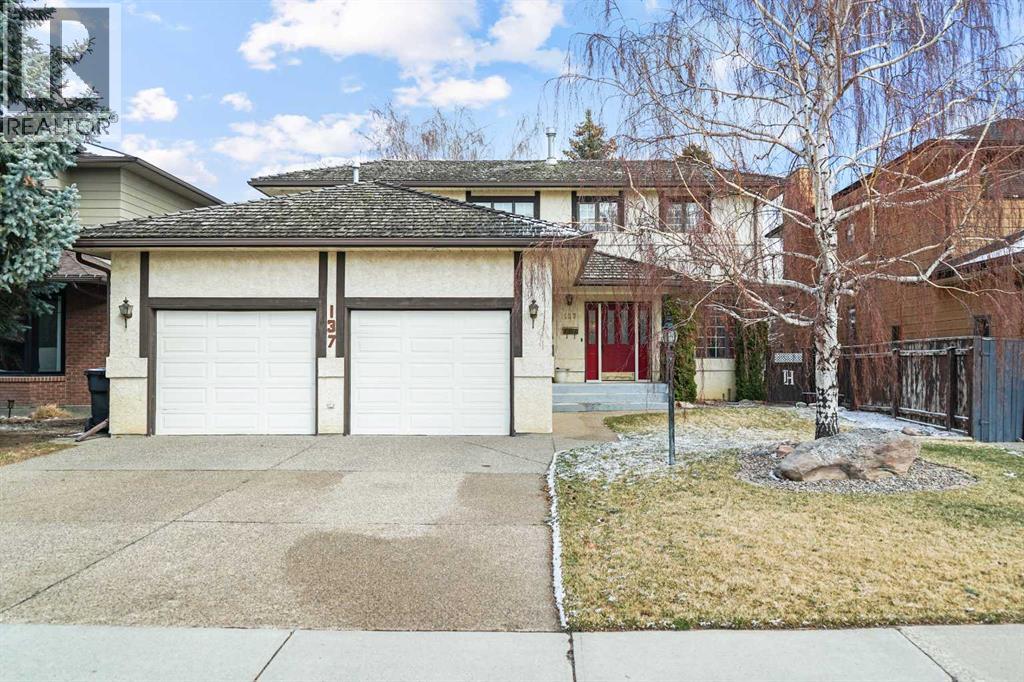 137 Edgewood Boulevard W, Lethbridge, Alberta
