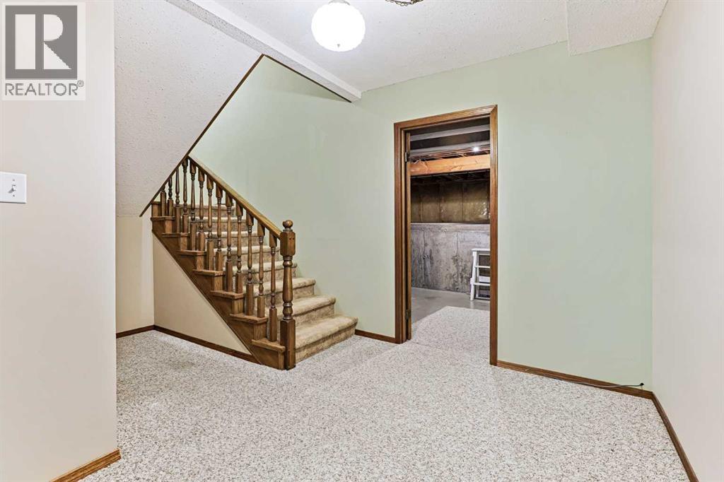 137 Edgewood Boulevard W, Lethbridge, Alberta  T1K 6B7 - Photo 31 - A2279147