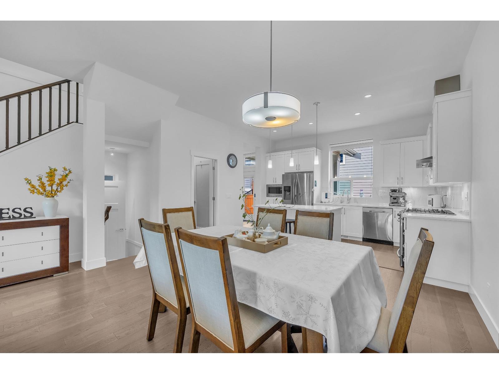 16549 21 Avenue, Surrey, British Columbia  V3Z 0V7 - Photo 8 - R3105368