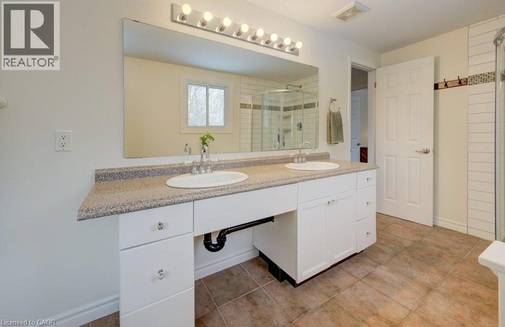 776 Scottsdale Drive, Guelph, Ontario  N1G 3L8 - Photo 29 - 40812487