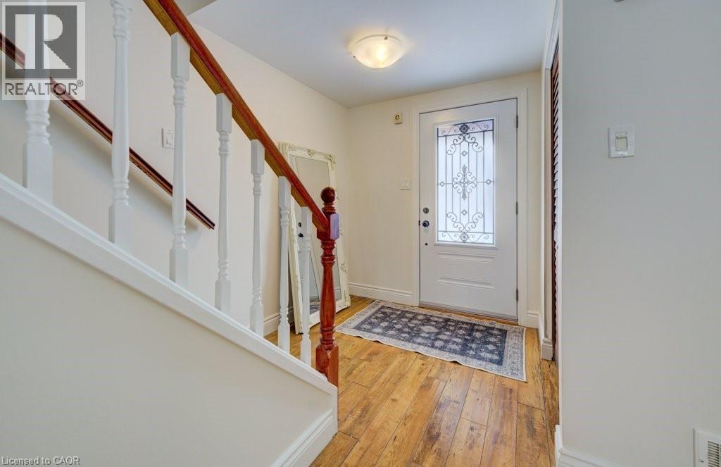 776 Scottsdale Drive, Guelph, Ontario  N1G 3L8 - Photo 4 - 40812487