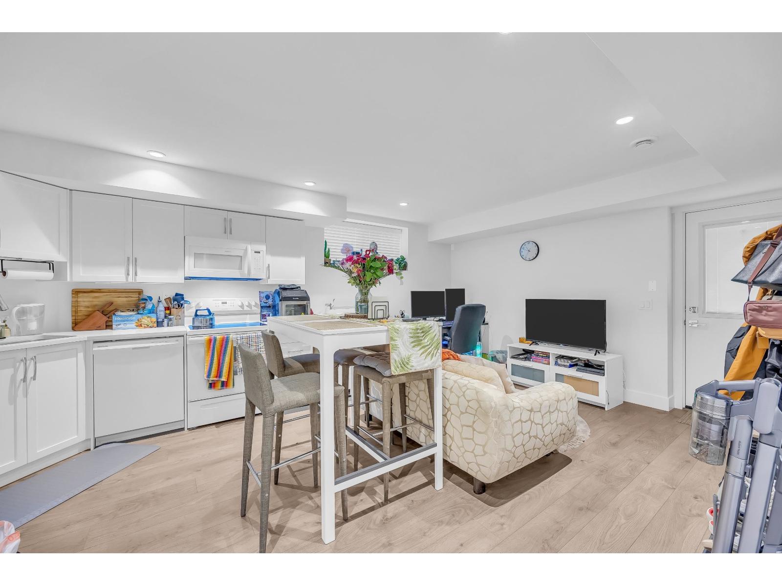 16549 21 Avenue, Surrey, British Columbia  V3Z 0V7 - Photo 31 - R3105368