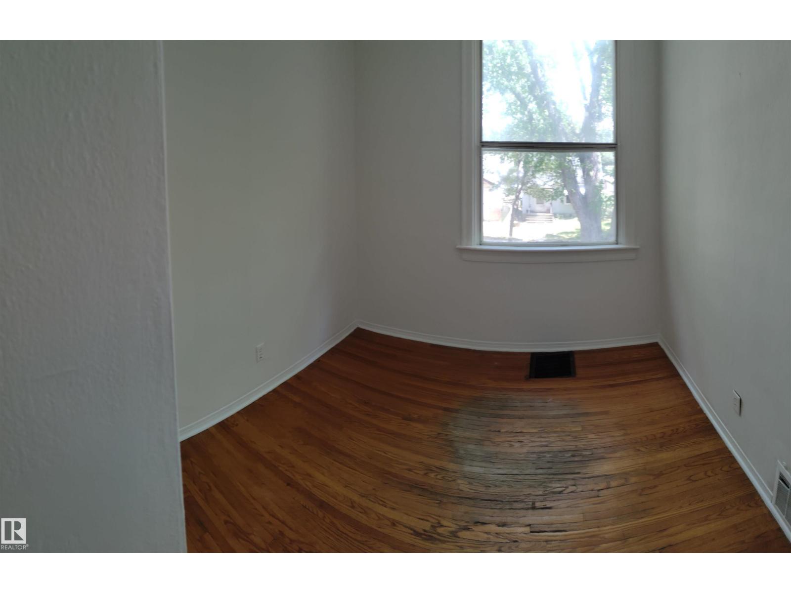 11320 89 St Nw, Edmonton, Alberta  T5B 3T6 - Photo 13 - E4479942