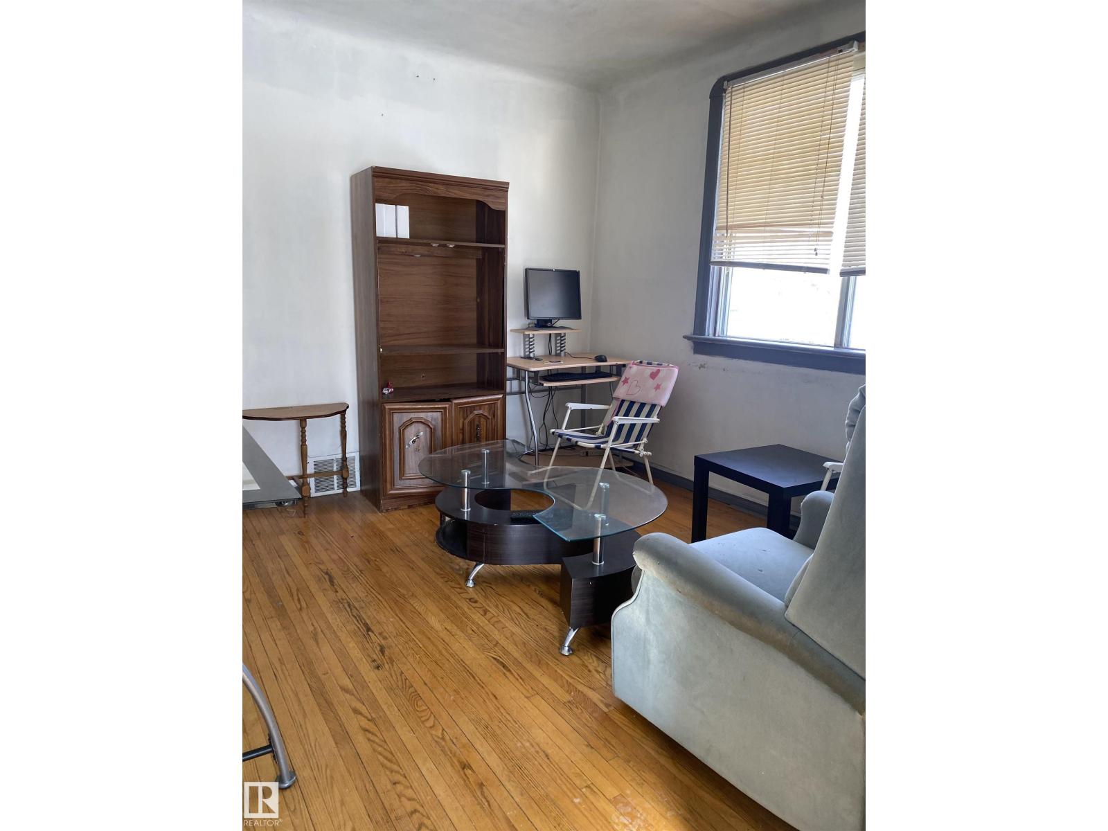 11320 89 St Nw, Edmonton, Alberta  T5B 3T6 - Photo 3 - E4479942