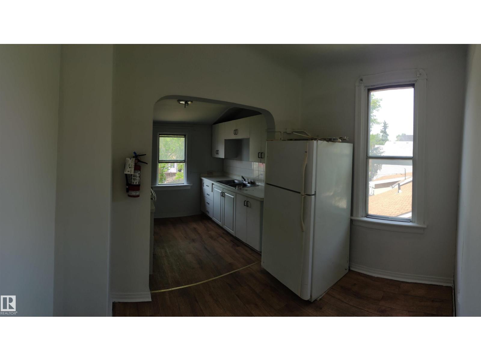 11320 89 St Nw, Edmonton, Alberta  T5B 3T6 - Photo 7 - E4479942