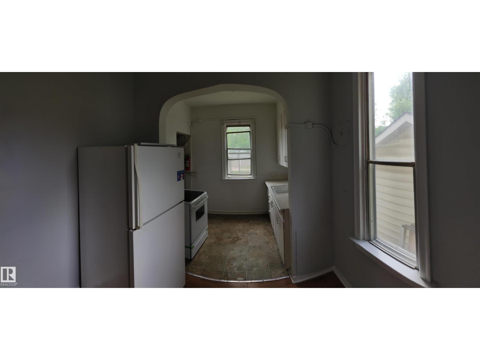 11320 89 St Nw, Edmonton, Alberta  T5B 3T6 - Photo 9 - E4479942