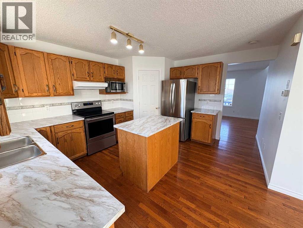 7901 Martha's Haven Park Ne, Calgary, Alberta  T3J 4H5 - Photo 7 - A2290267