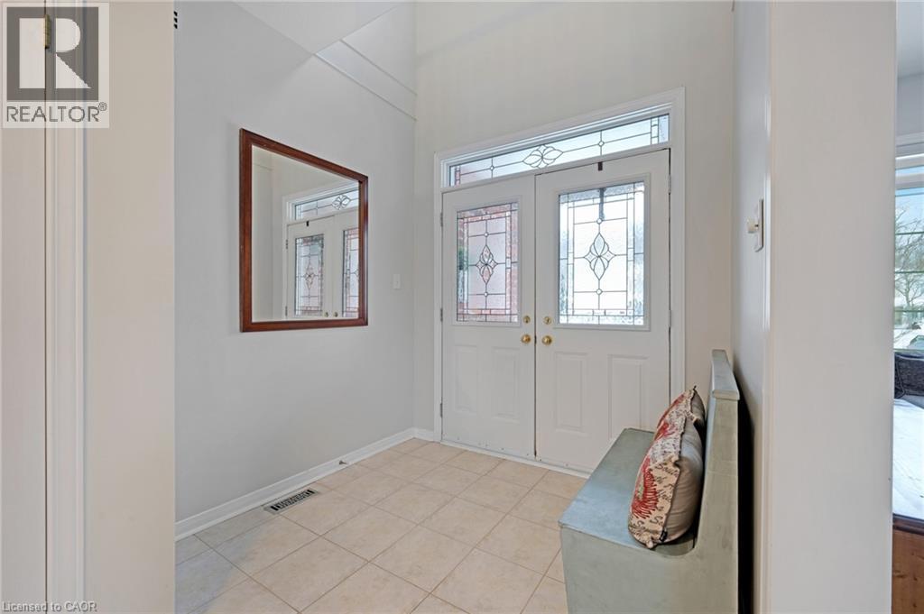 533 Woodfield Court, Kitchener, Ontario  N2P 2S8 - Photo 4 - 40812584