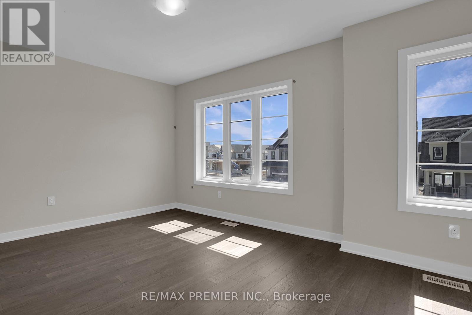 28 Downriver Drive, Welland, Ontario  L3B 0M5 - Photo 17 - X12942002