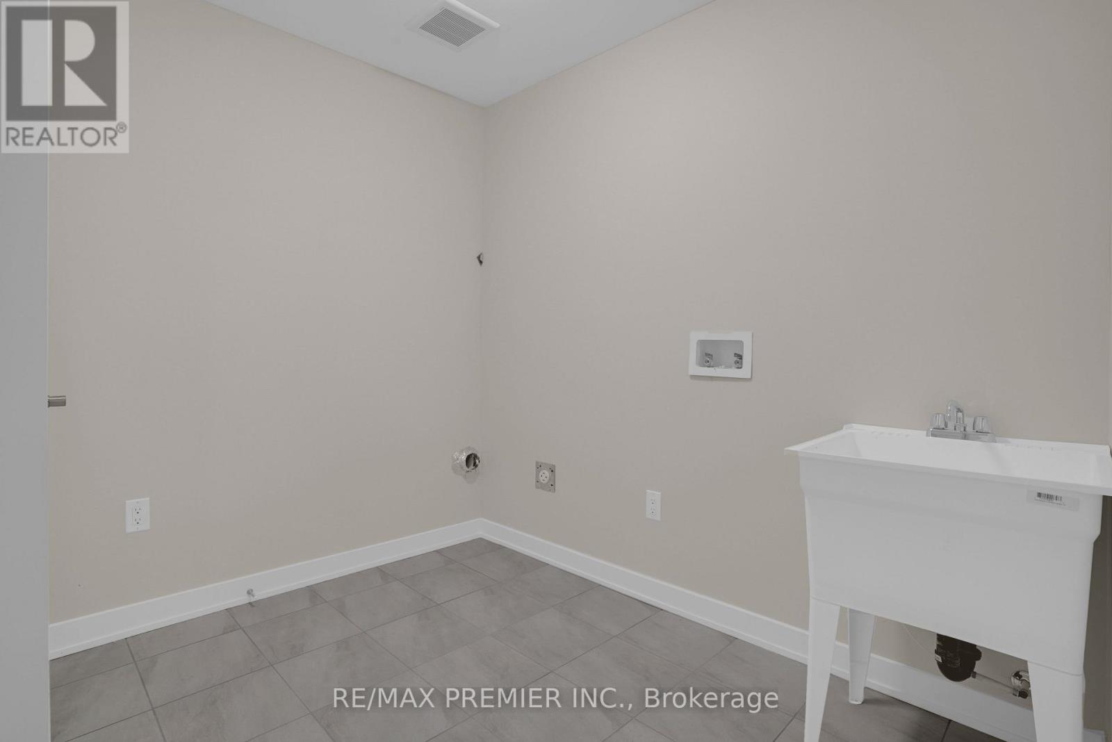 28 Downriver Drive, Welland, Ontario  L3B 0M5 - Photo 19 - X12942002