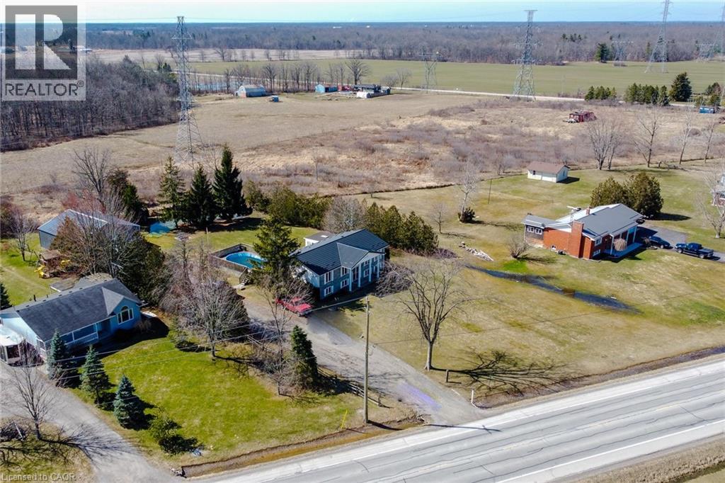 8442 Silver Street, West Lincoln, Ontario  L0R 1E0 - Photo 3 - 40816734