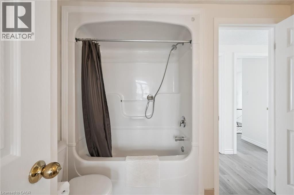 465 Activa Avenue, Kitchener, Ontario  N2E 4B9 - Photo 21 - 40794744