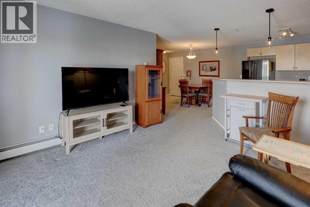 7303, 304 Mackenzie Way Sw, Airdrie, Alberta T4B 3H7 - Photo 18 - A2296988