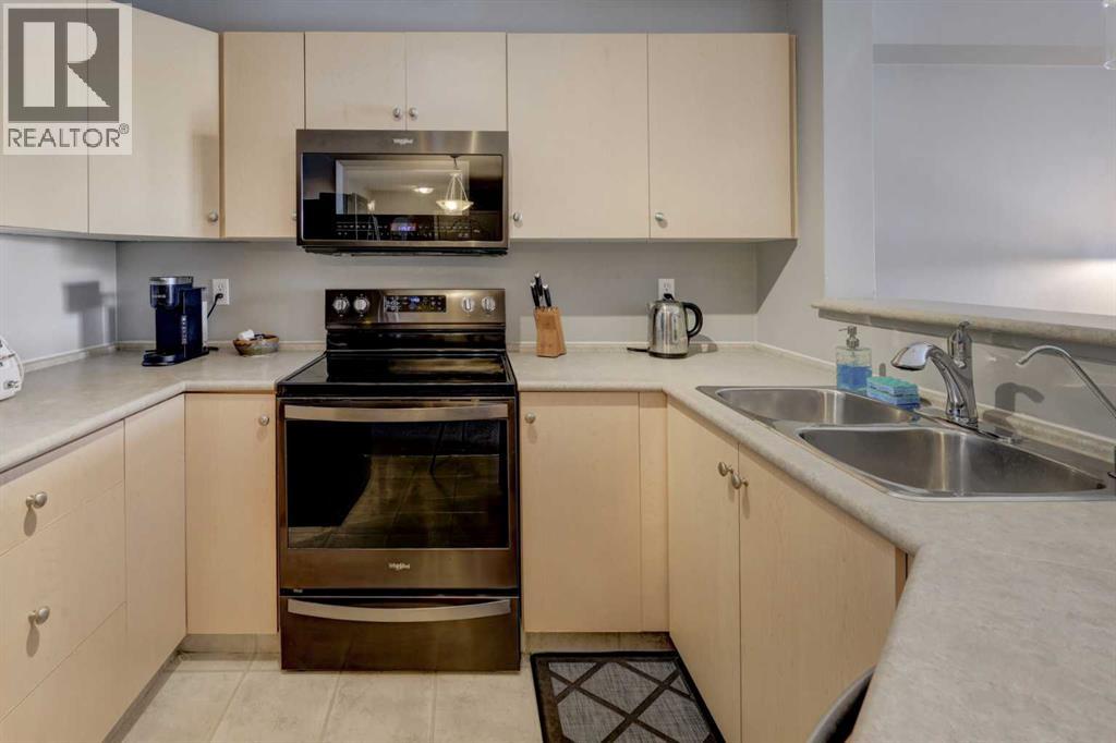 7303, 304 Mackenzie Way Sw, Airdrie, Alberta T4B 3H7 - Photo 10 - A2296988