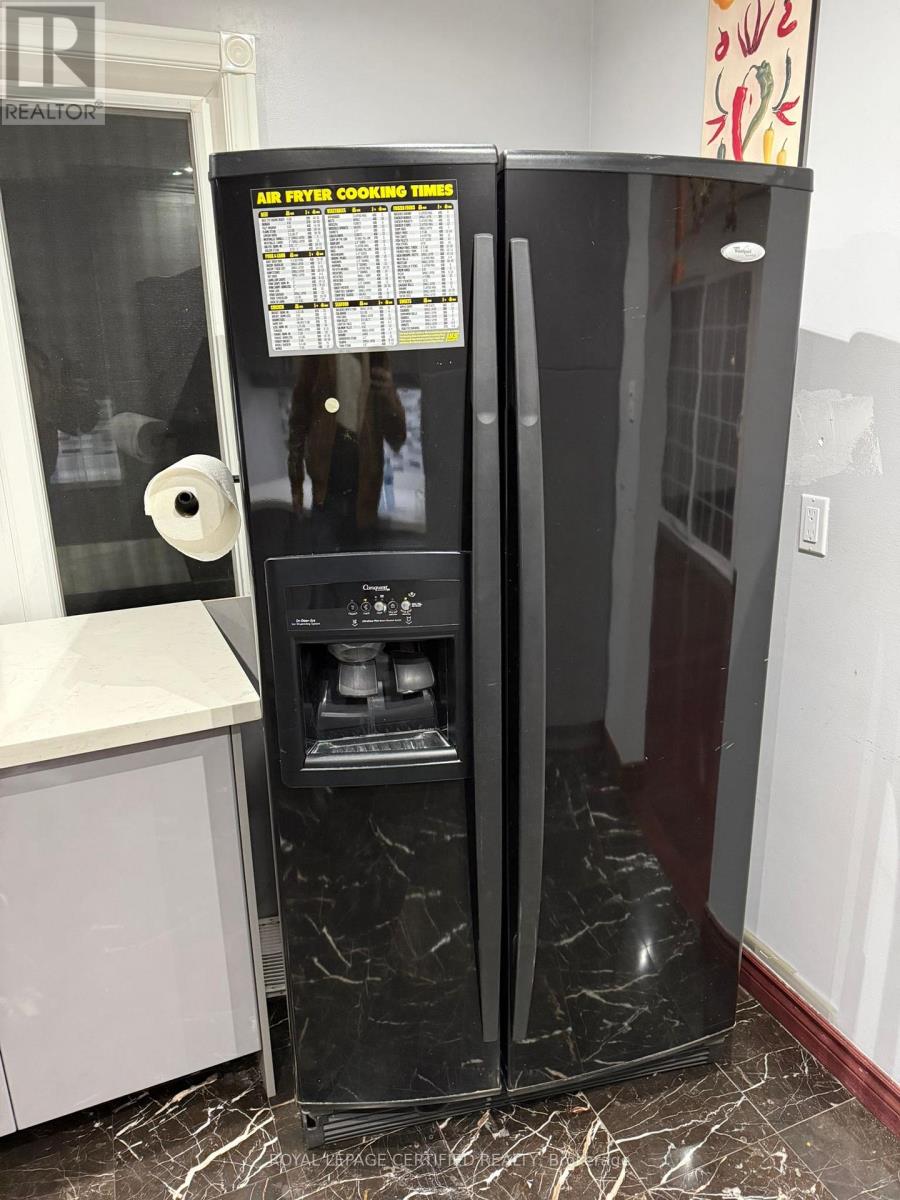 Upper - 4142 Dursley Crescent, Mississauga, Ontario  L4Z 1J7 - Photo 9 - W12939174