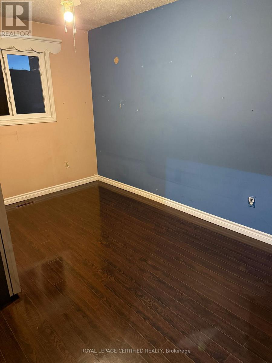 Upper - 4142 Dursley Crescent, Mississauga, Ontario  L4Z 1J7 - Photo 22 - W12939174