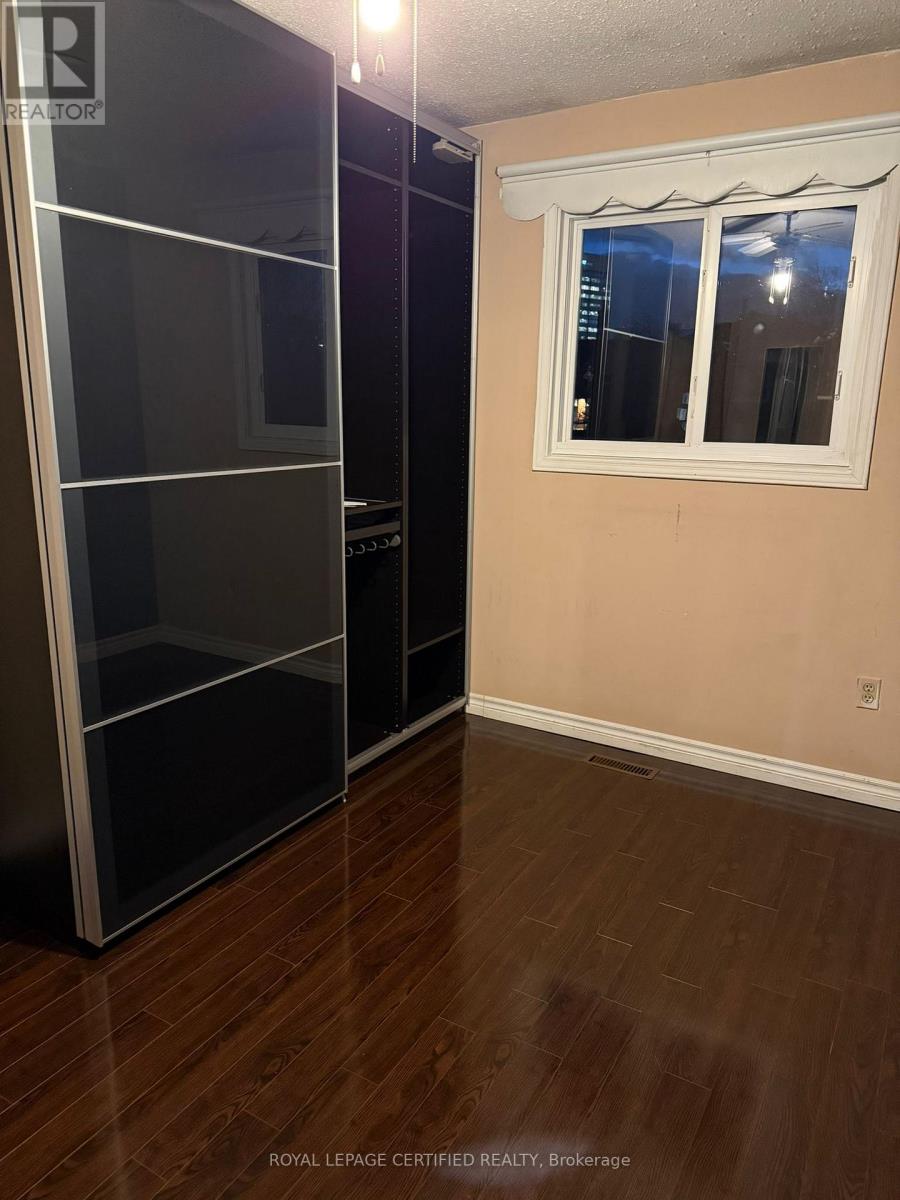 Upper - 4142 Dursley Crescent, Mississauga, Ontario  L4Z 1J7 - Photo 24 - W12939174