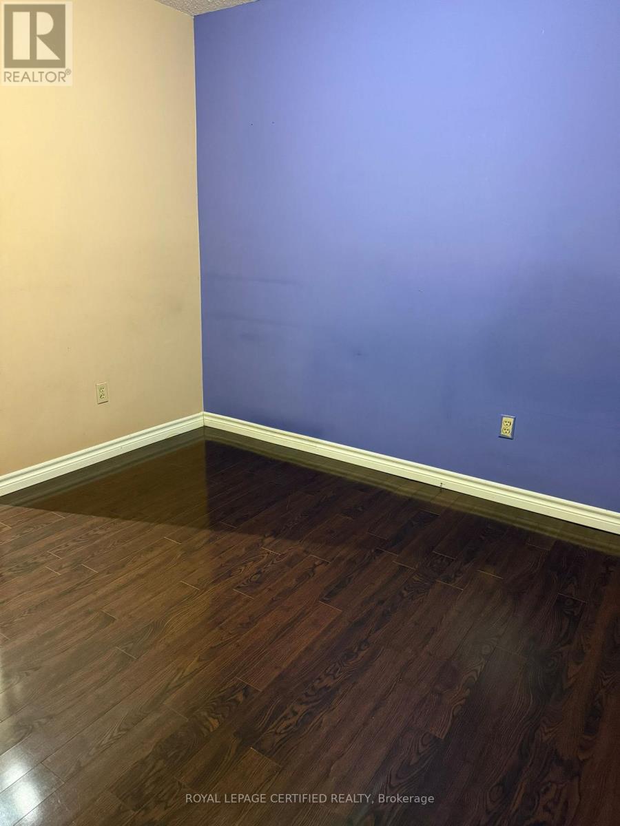 Upper - 4142 Dursley Crescent, Mississauga, Ontario  L4Z 1J7 - Photo 17 - W12939174