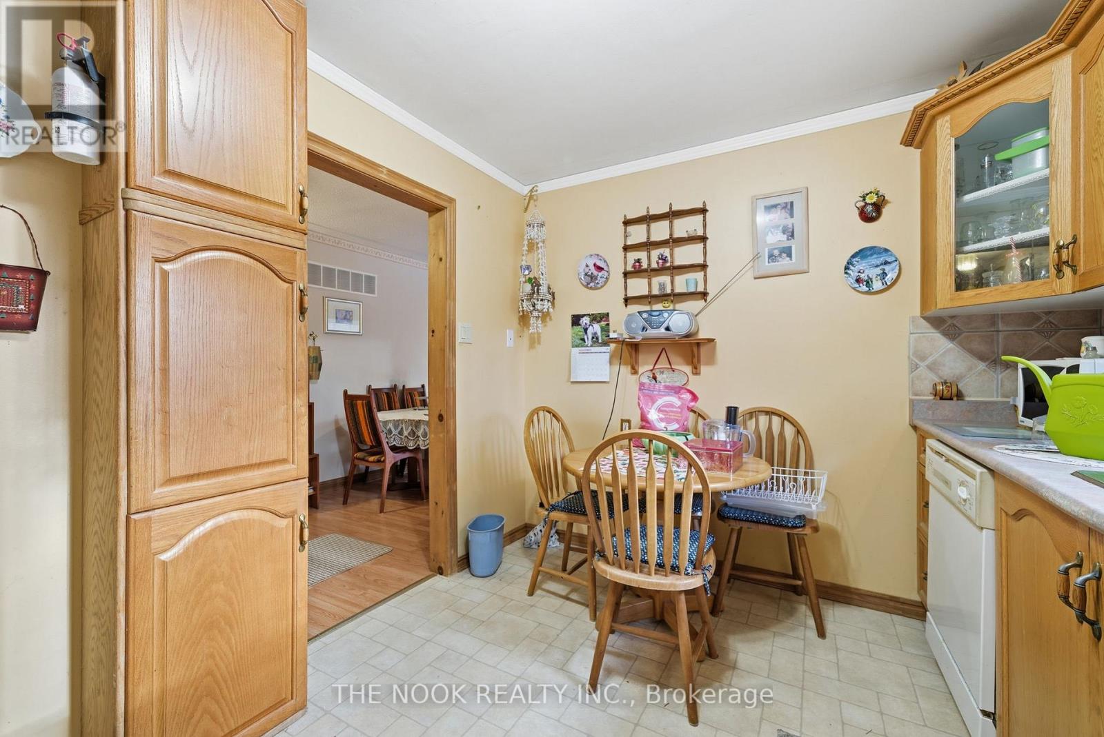 1055 Irondale Road, Minden Hills, Ontario  K0M 2A1 - Photo 18 - X12869794