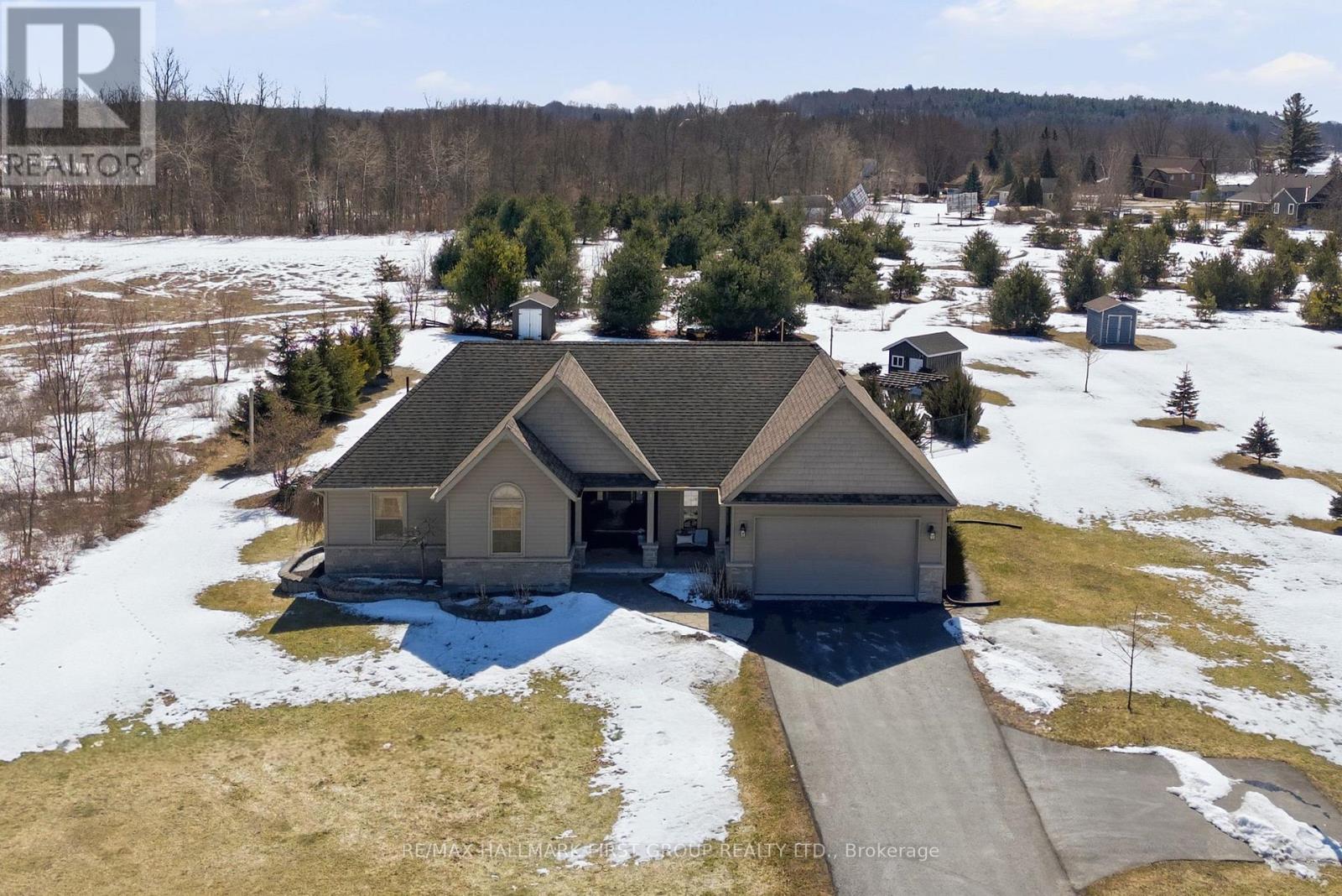 27 CHARLES ROAD, Tweed, Ontario