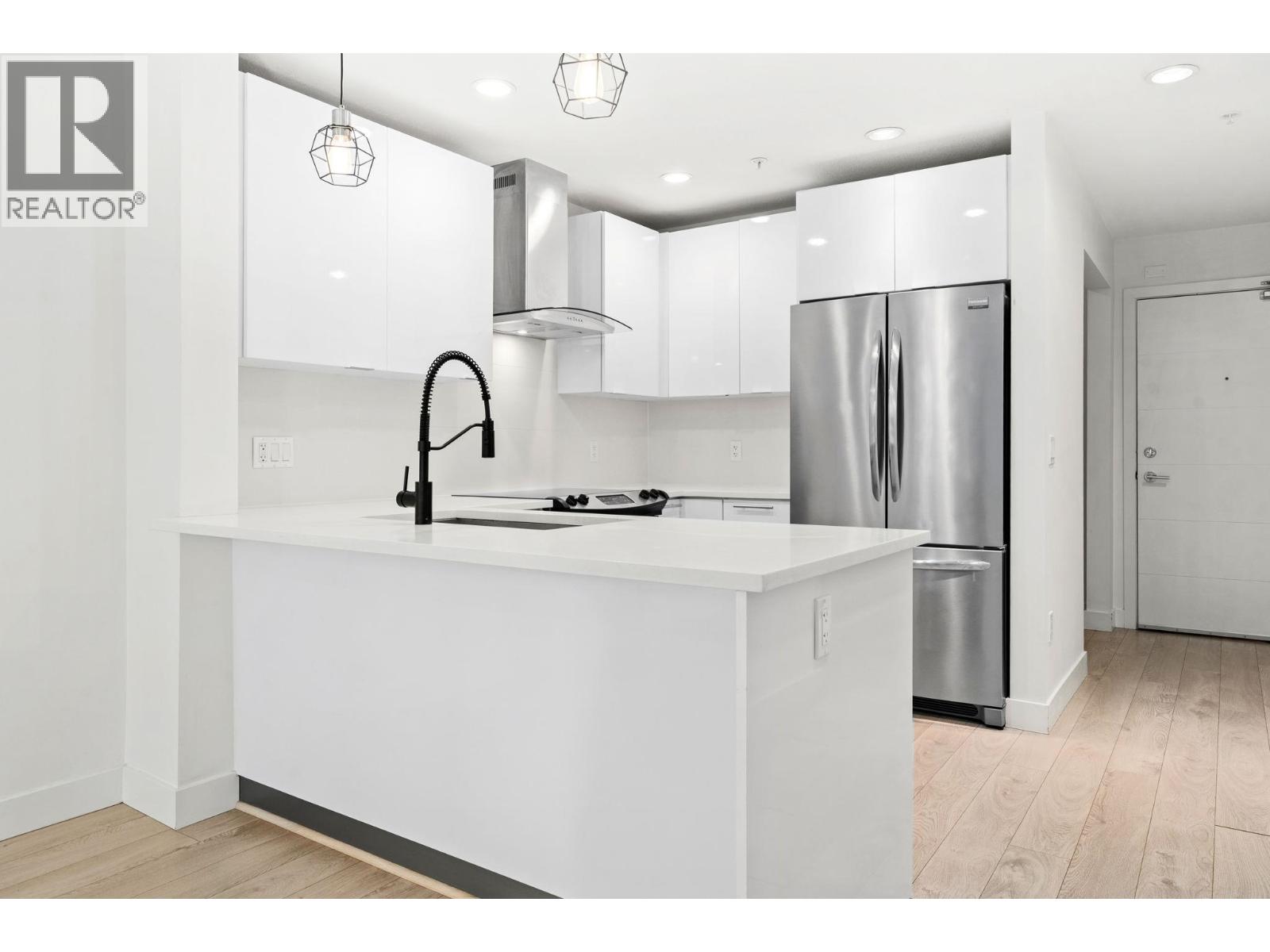 107 733 W 3rd Street, North Vancouver, British Columbia  V7M 0C8 - Photo 15 - R3105740