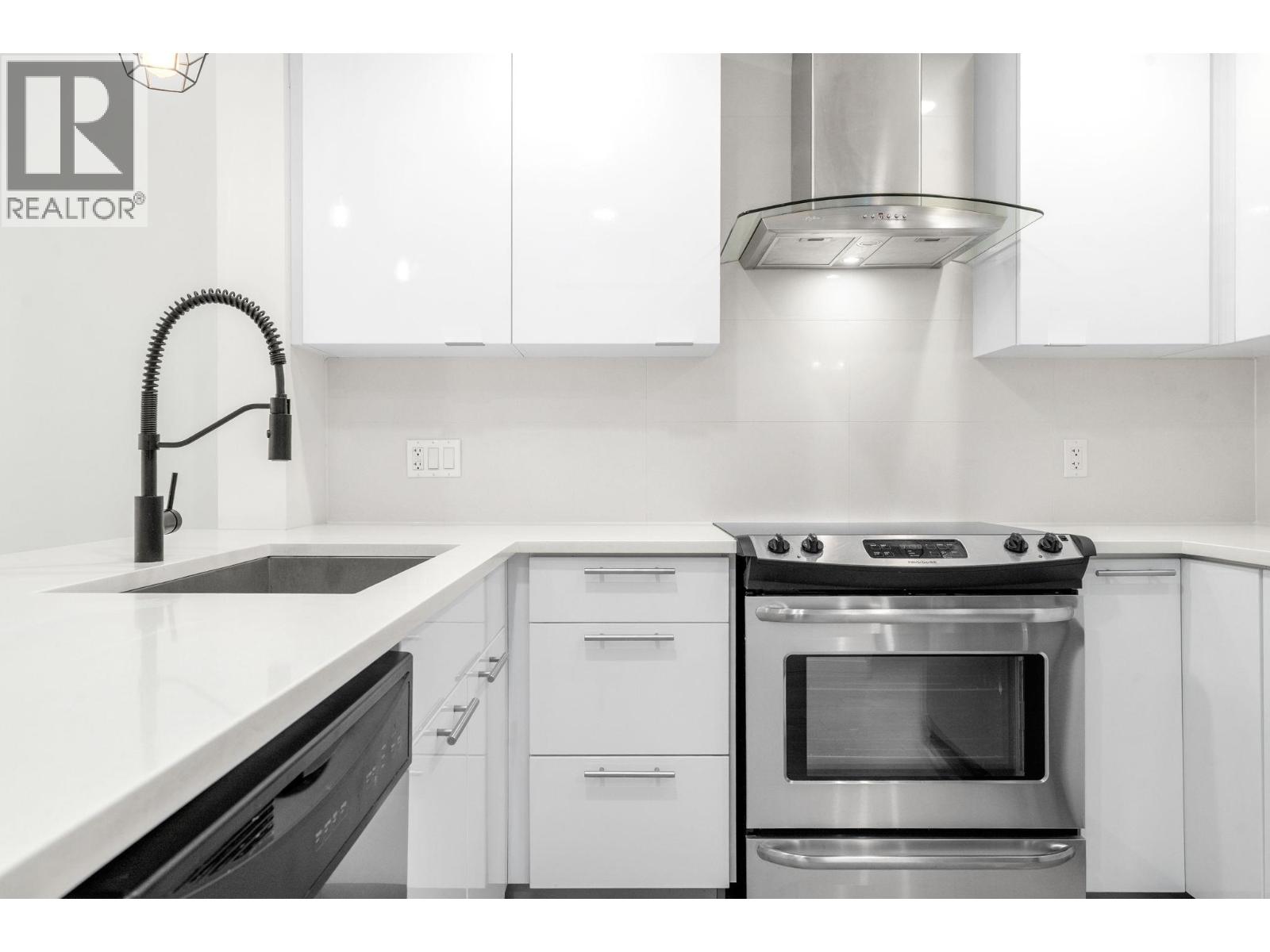 107 733 W 3rd Street, North Vancouver, British Columbia  V7M 0C8 - Photo 18 - R3105740