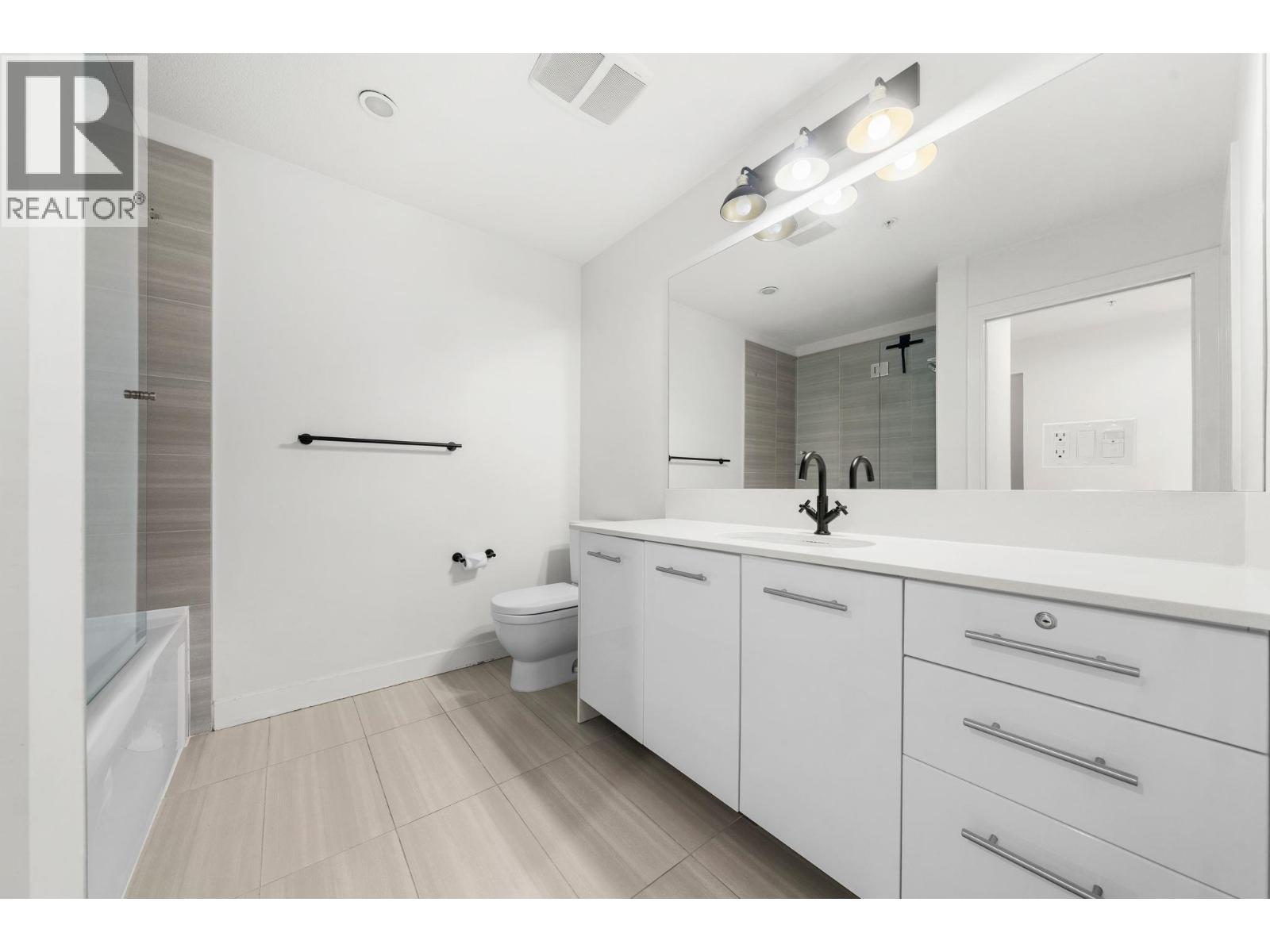 107 733 W 3rd Street, North Vancouver, British Columbia  V7M 0C8 - Photo 25 - R3105740