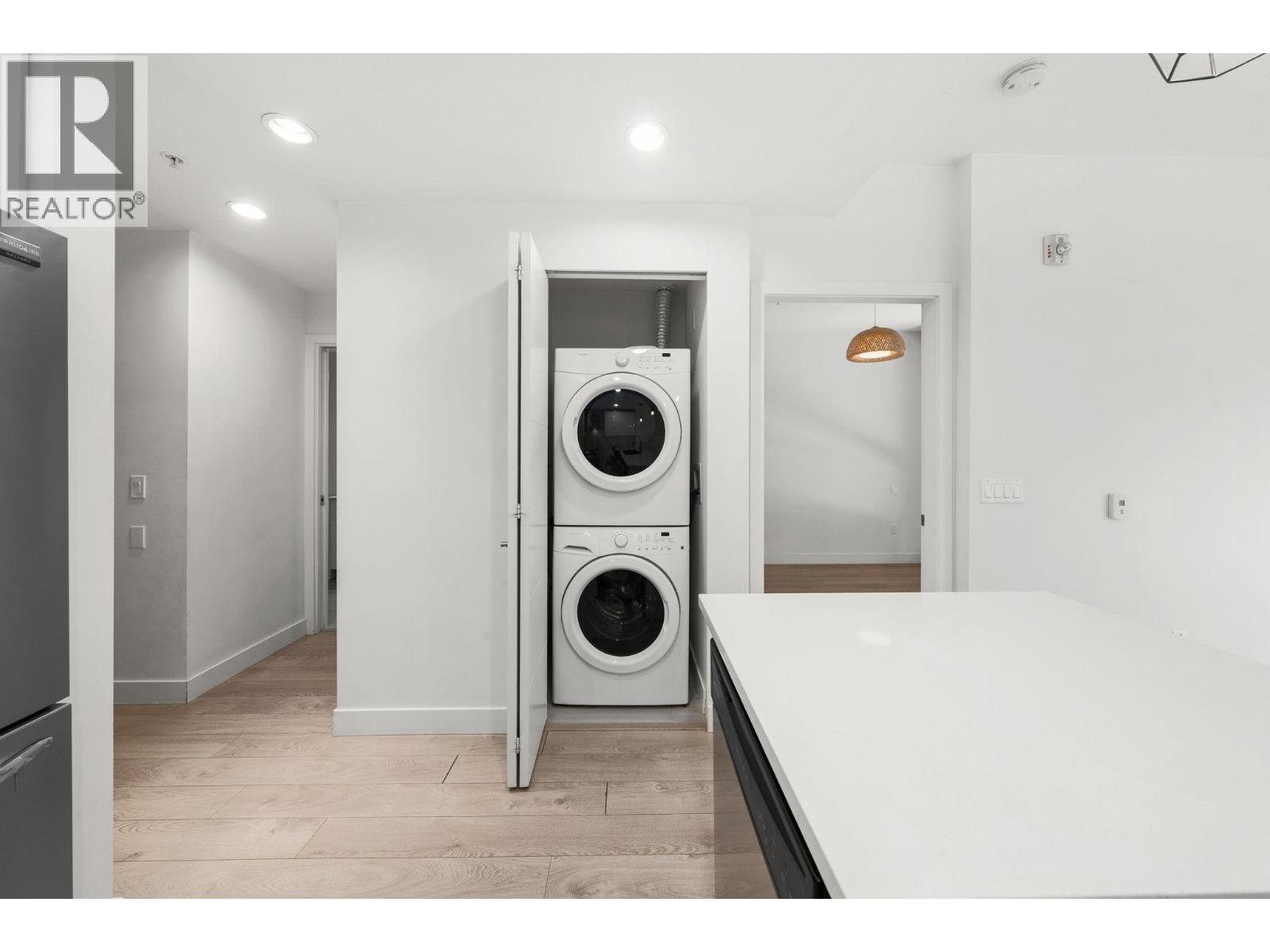 107 733 W 3rd Street, North Vancouver, British Columbia  V7M 0C8 - Photo 32 - R3105740