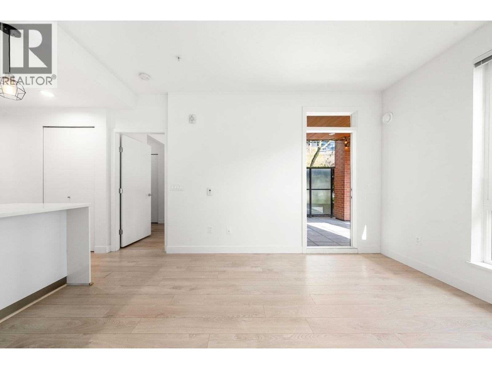 107 733 W 3rd Street, North Vancouver, British Columbia  V7M 0C8 - Photo 9 - R3105740