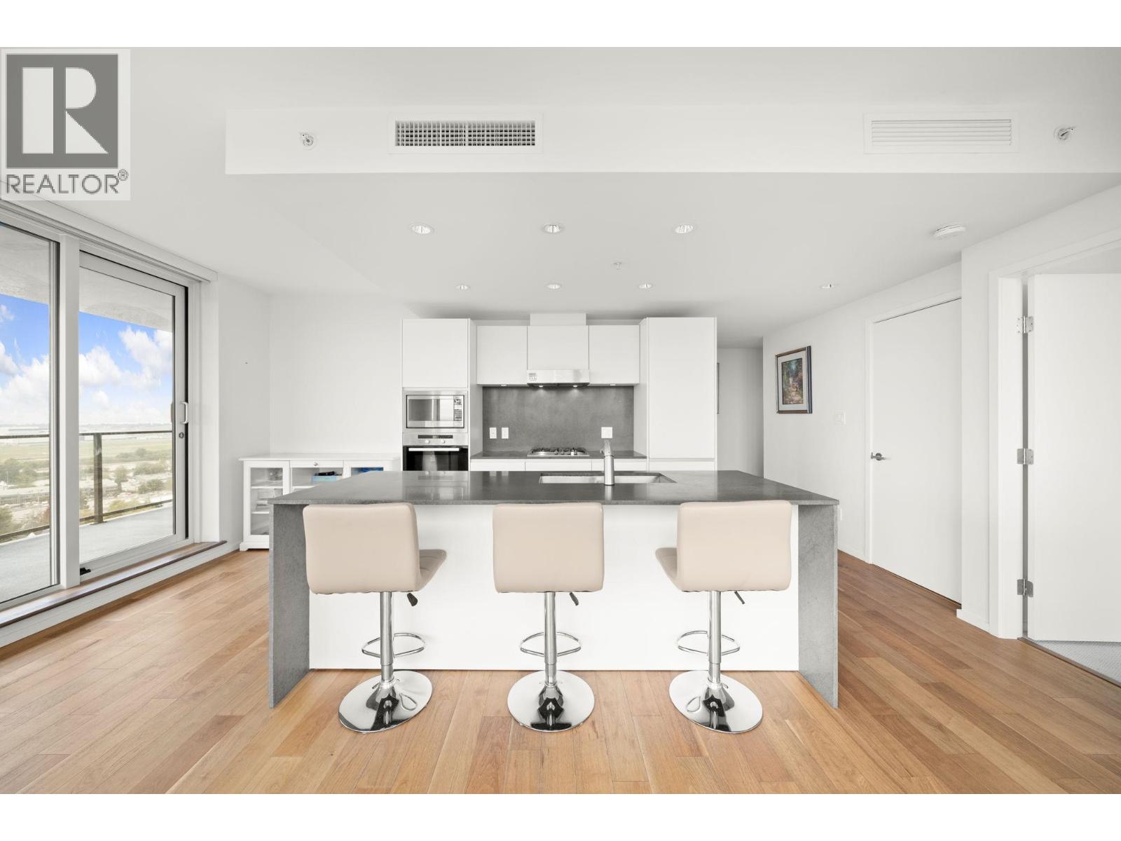 1808 8555 GRANVILLE STREET, Vancouver, British Columbia