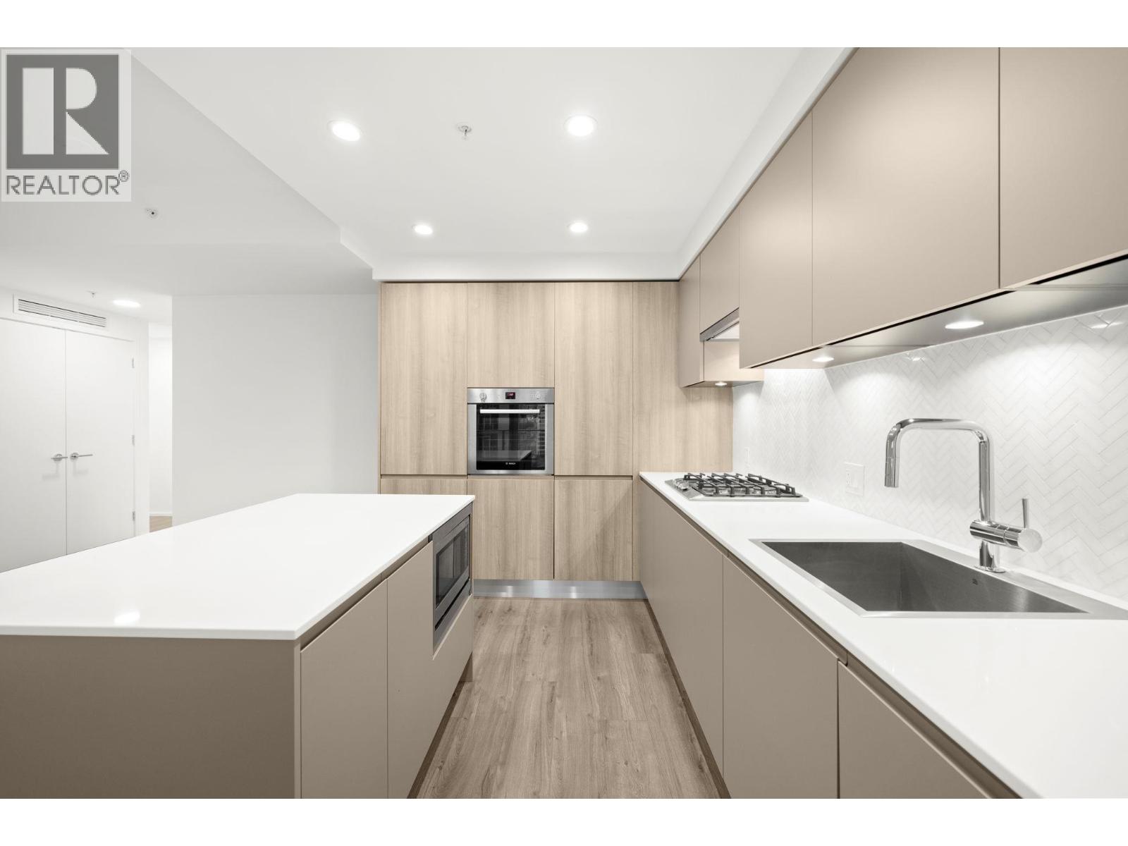 1310 3833 Evergreen Place, Burnaby, British Columbia  V3J 0M3 - Photo 7 - R3105745