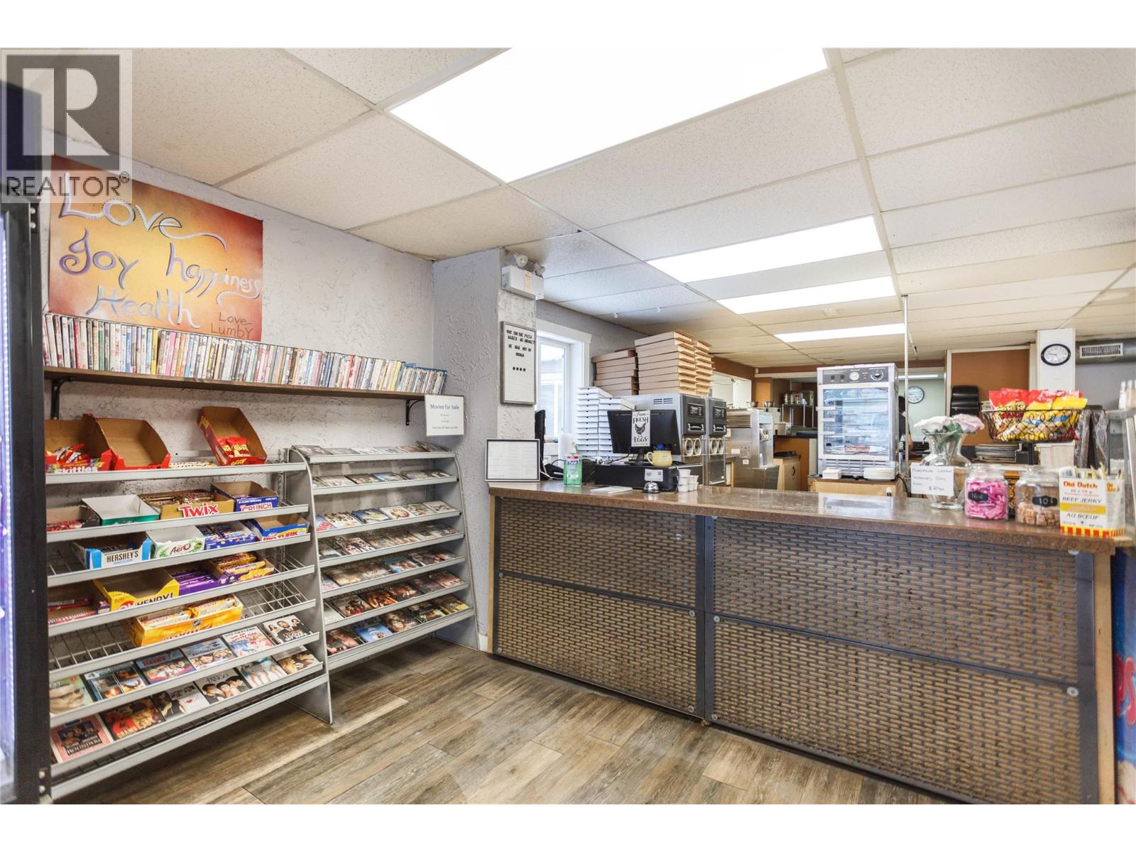 2037 Shuswap Avenue, Lumby, British Columbia V0E 2G0 - Photo 7 - 10375066