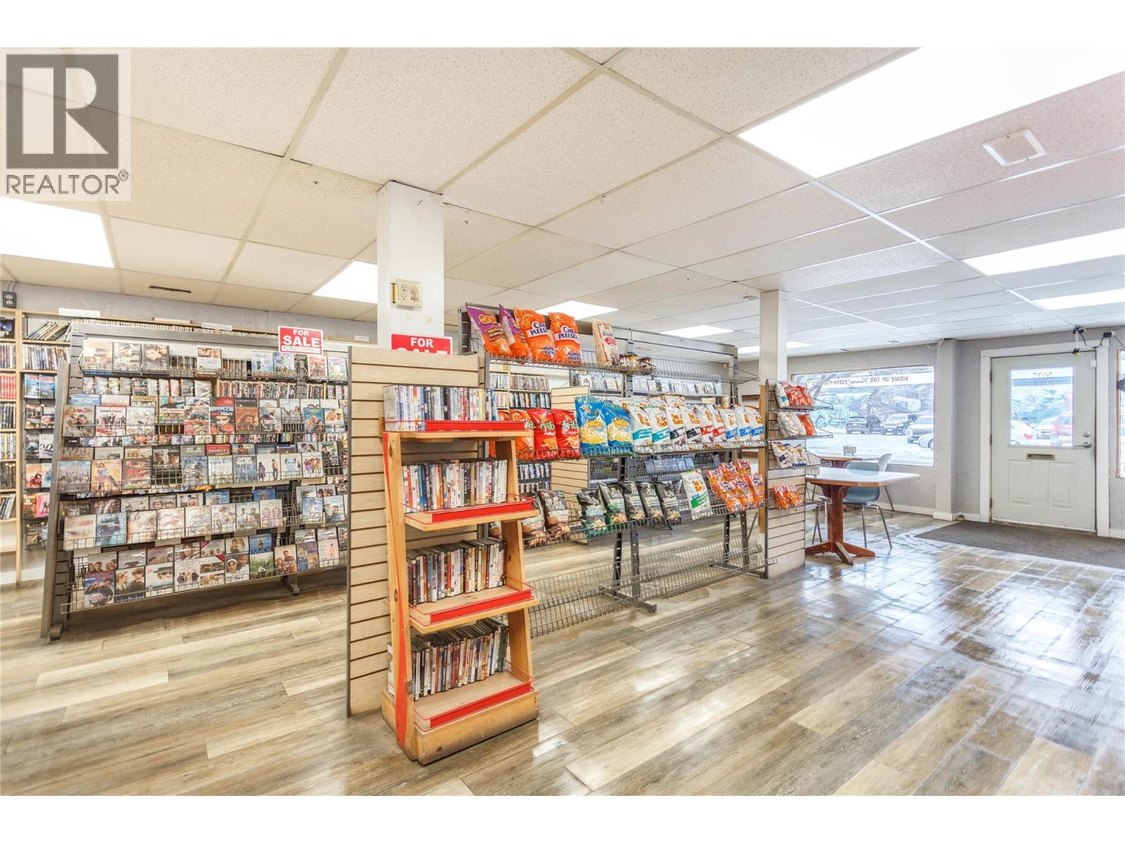 2037 Shuswap Avenue, Lumby, British Columbia V0E 2G0 - Photo 9 - 10375941