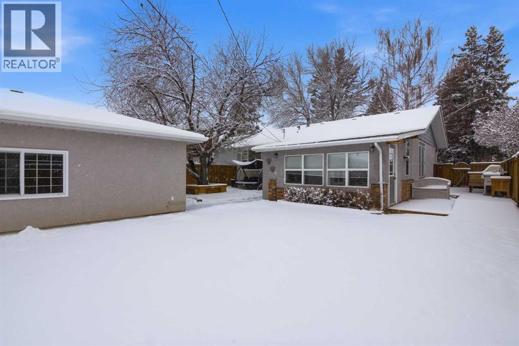 527 Athlone Road Se, Calgary, Alberta  T2H 1V8 - Photo 47 - A2292067