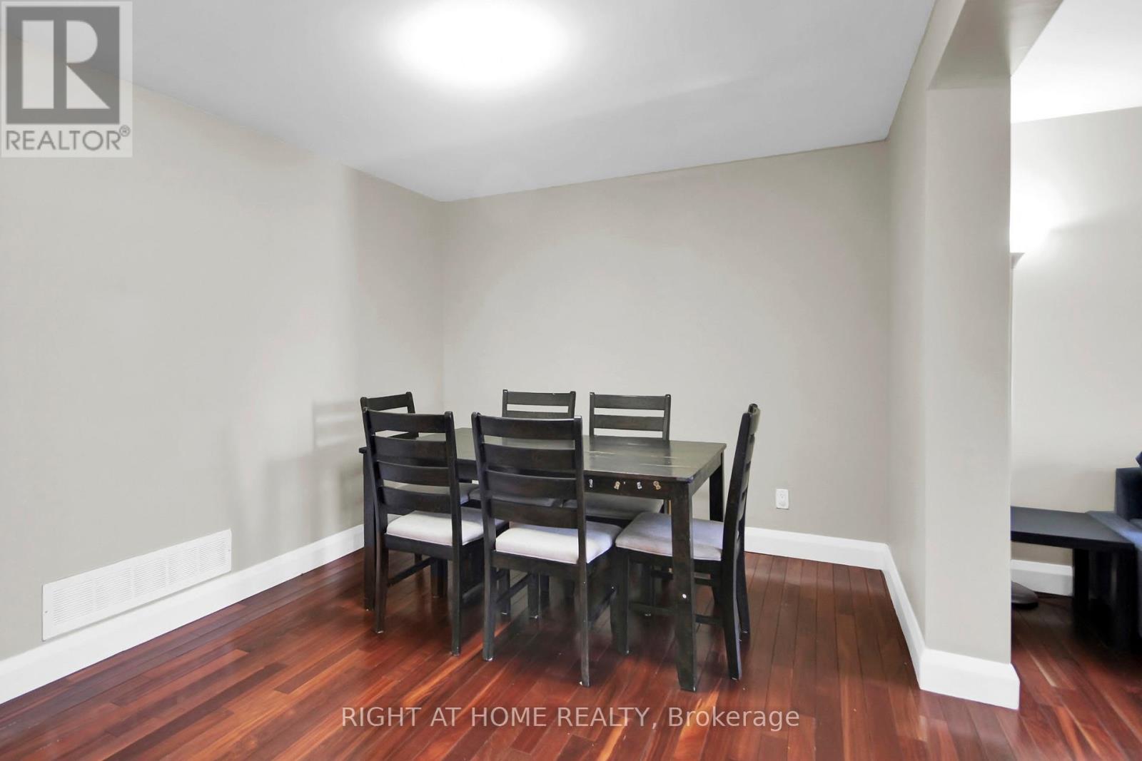 Kenmare Pl - 34 Kenmare Place, Ottawa, Ontario  K2J 3L9 - Photo 12 - X12942066