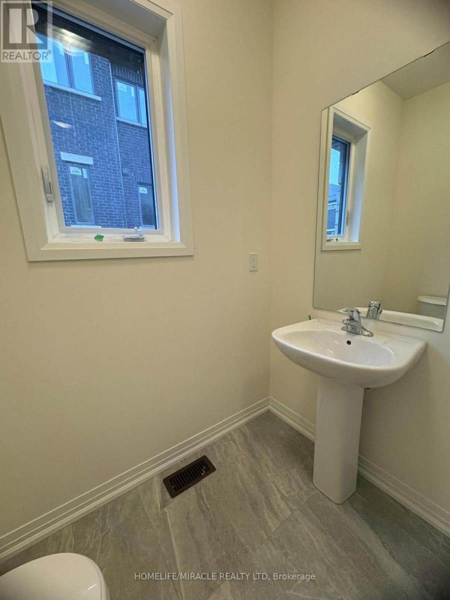 14 Rumi Court, Vaughan, Ontario  L4J 0E6 - Photo 5 - N12942052