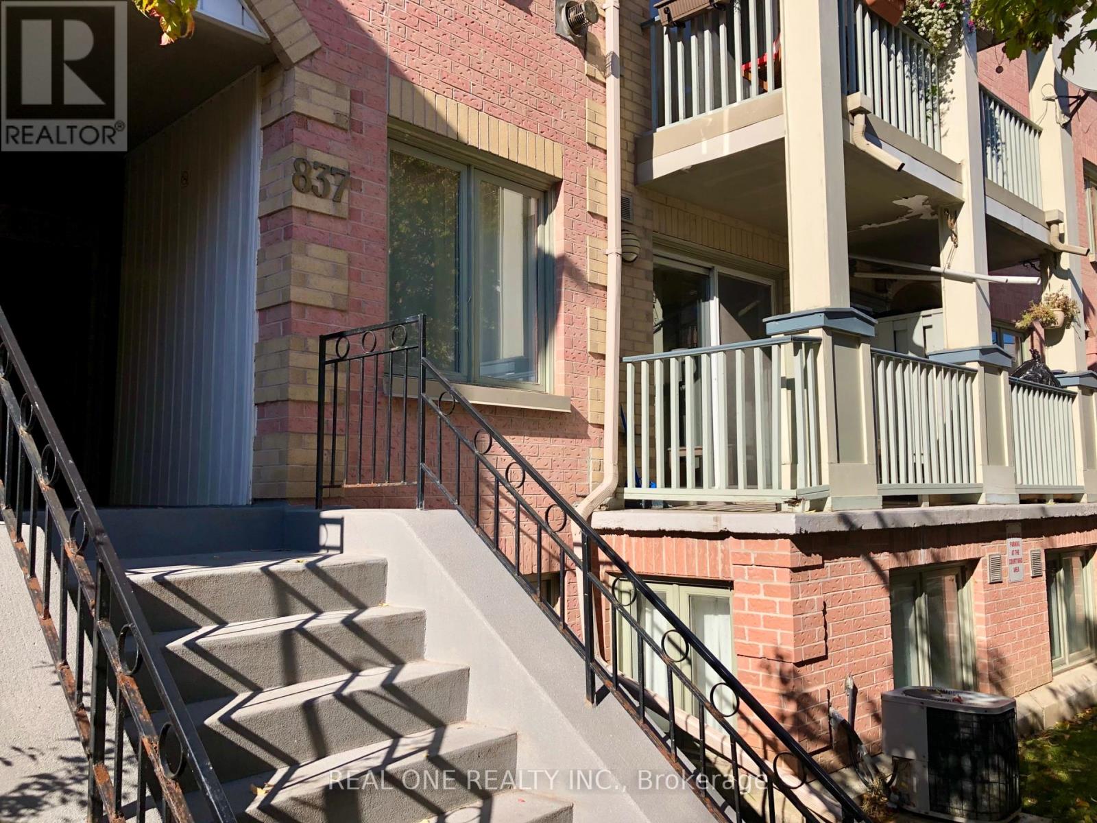 837 - 75 WELDRICK ROAD E, Richmond Hill, Ontario