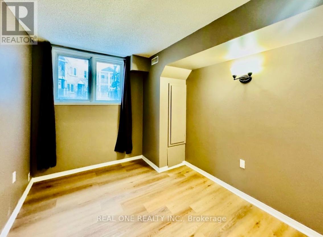 837 - 75 Weldrick Road E, Richmond Hill, Ontario  L4C 0H9 - Photo 14 - N12942070