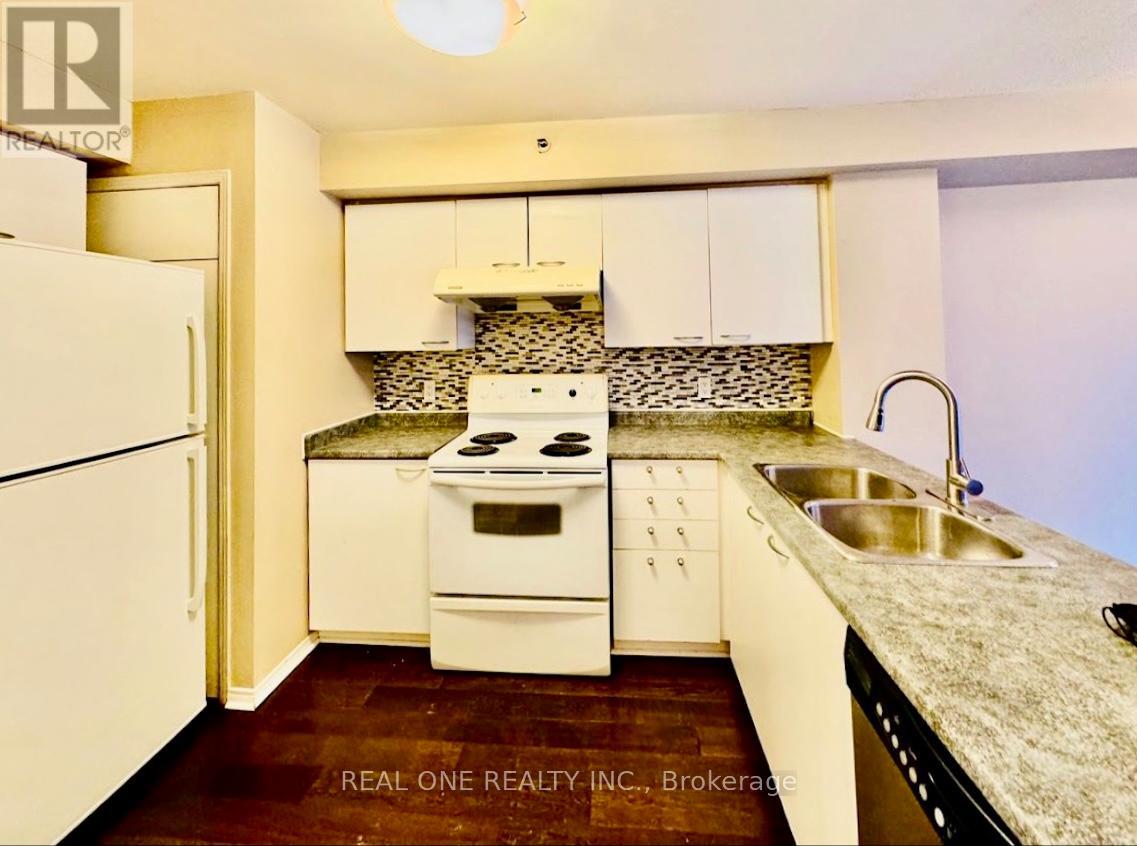 837 - 75 Weldrick Road E, Richmond Hill, Ontario  L4C 0H9 - Photo 9 - N12942070