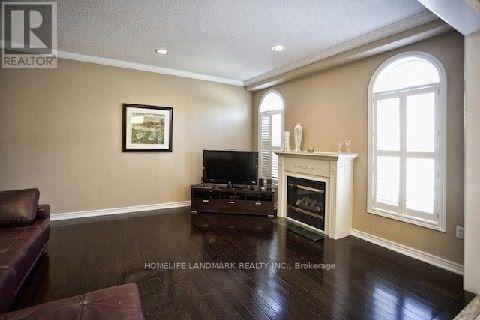 28 Gemini Crescent, Richmond Hill, Ontario  L4S 2K6 - Photo 12 - N12942074