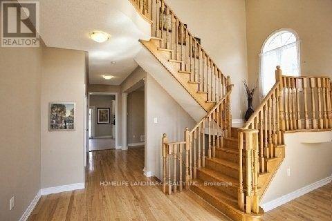 28 Gemini Crescent, Richmond Hill, Ontario  L4S 2K6 - Photo 6 - N12942074