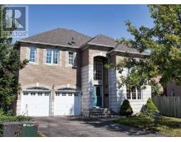 28 GEMINI CRESCENT, Richmond Hill, Ontario