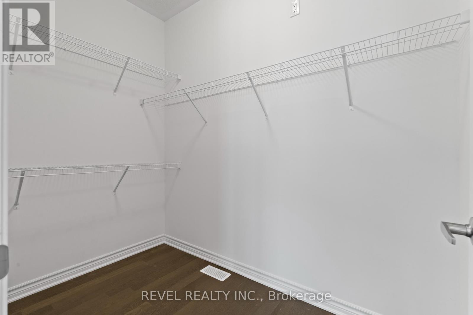 1488 Melville Bonus Crescent, Milton, Ontario L9E 2H2 - Photo 24 - W12942054