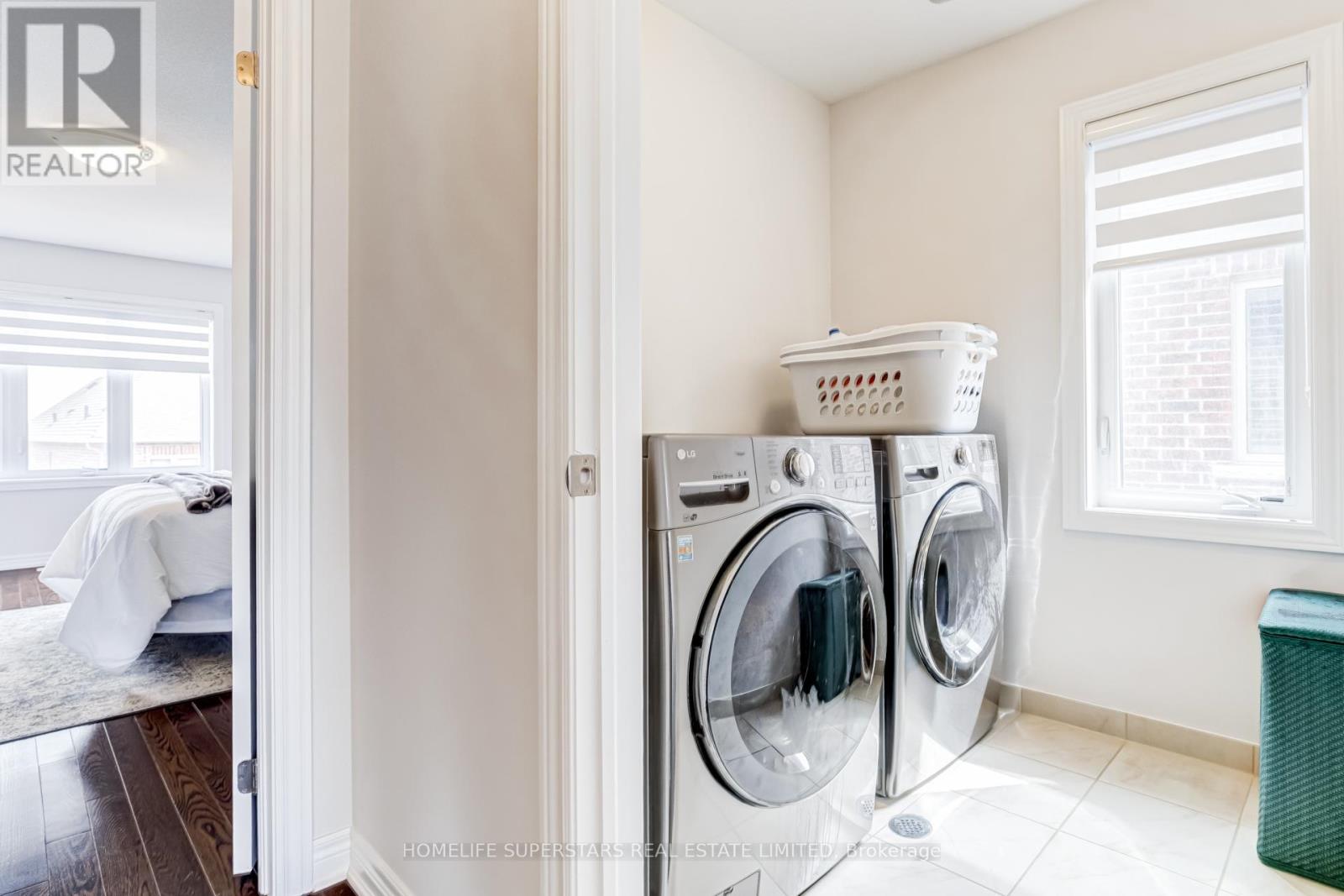 39 Rain Forest Lane, Halton Hills, Ontario  L7G 0L8 - Photo 21 - W12942058