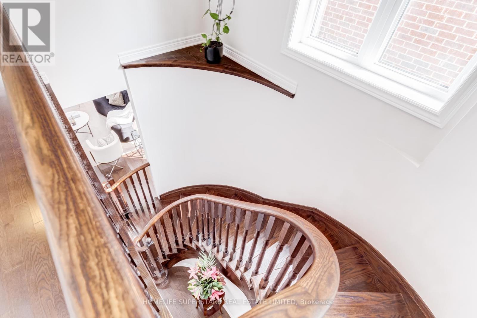 39 Rain Forest Lane, Halton Hills, Ontario  L7G 0L8 - Photo 24 - W12942058