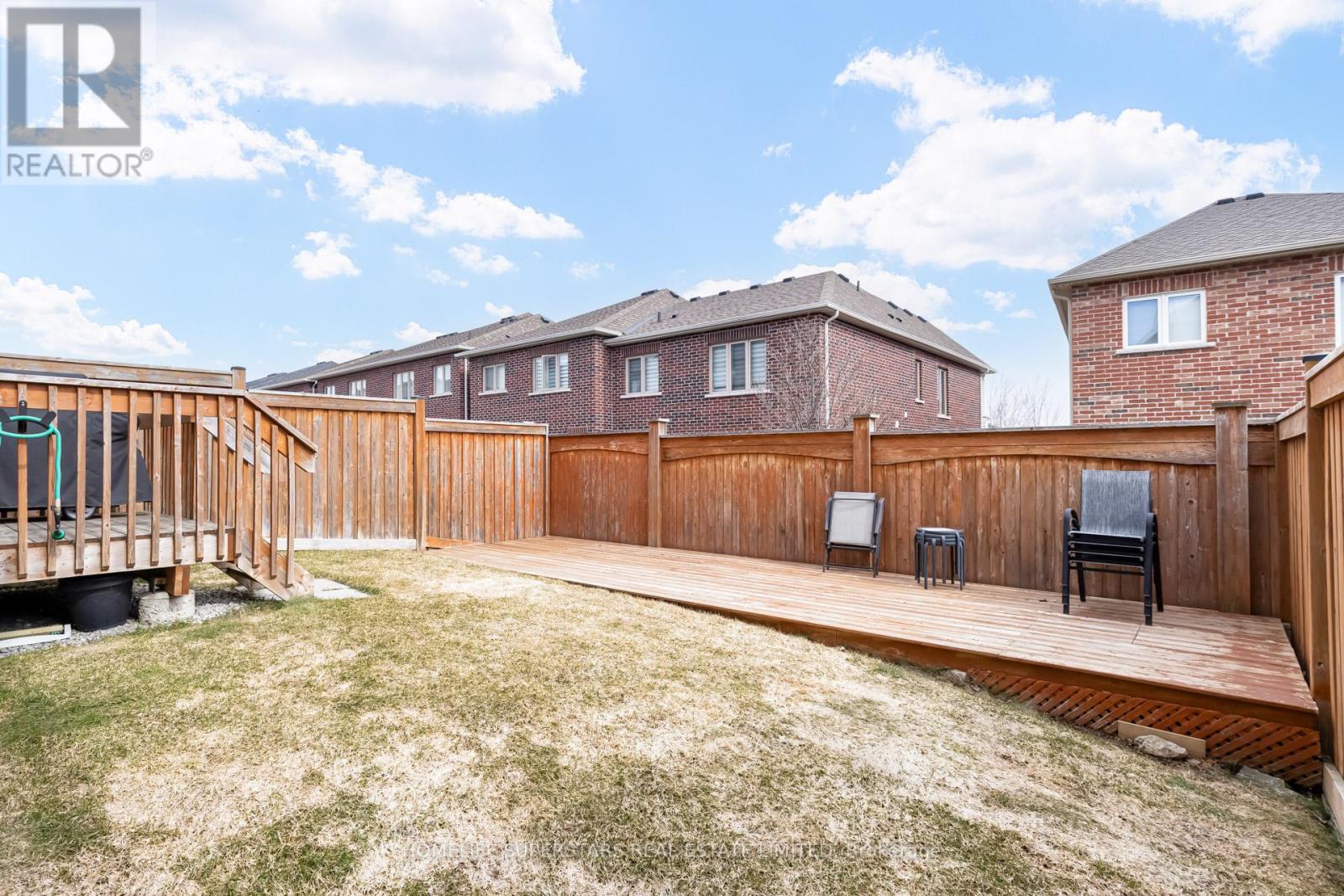 39 Rain Forest Lane, Halton Hills, Ontario  L7G 0L8 - Photo 29 - W12942058