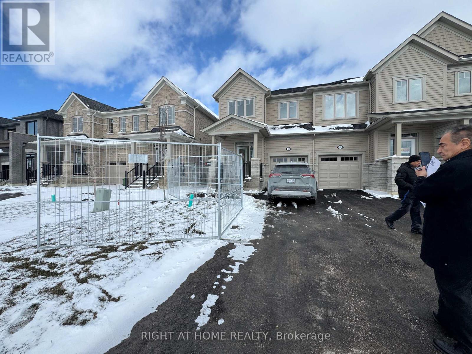 108 SANDERSON DRIVE, Kawartha Lakes, Ontario